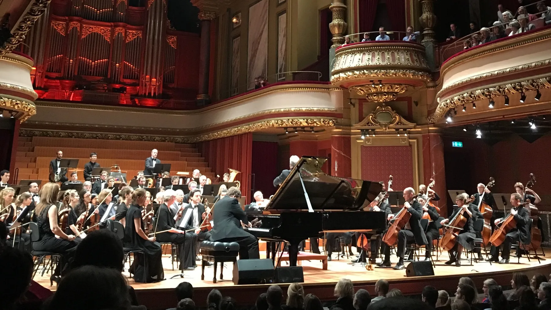 Concerto pour piano et orchestre au Victoria Hall